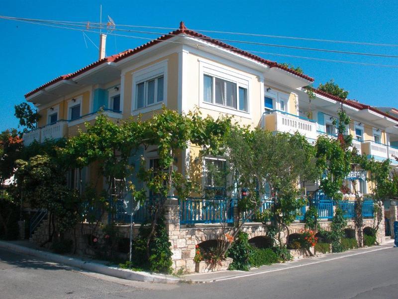 Paris Beach Hotel Ireo  Exterior foto